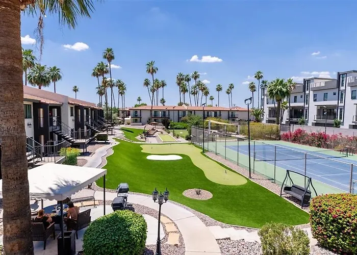 128 Fully Furnished 1br Suite-prime Location